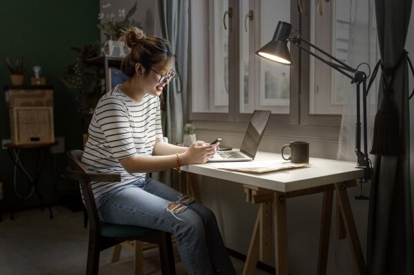 Osram -LED димируема настолна лампа с щипка OFFICE LINE LED/9W/230V 3000K черна