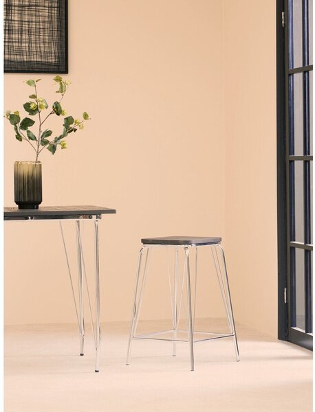 Стол от масивен бряст в сребрист цвят/в естествен цвят District – Premier Housewares