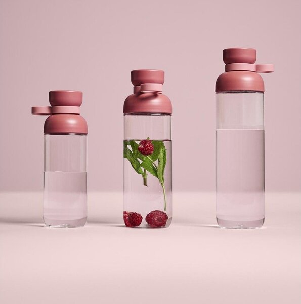 Светлочервена тританова бутилка 900 ml Vita – Mepal