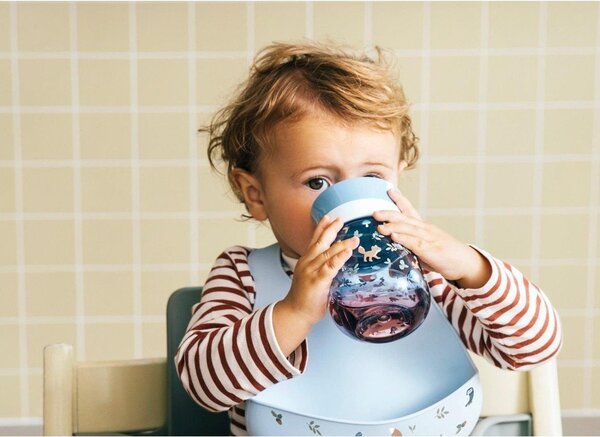 Светлозелена пластмасова детска чаша 300 ml Little Farm by Little Dutch – Mepal