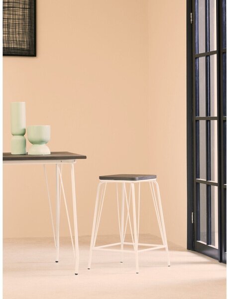 Бял/в тъмно естествен цвят стол от масивен бряст District – Premier Housewares