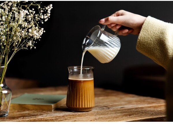 Стъклени чаши в комплект 2 бр. 400 ml Mia – Vialli Design