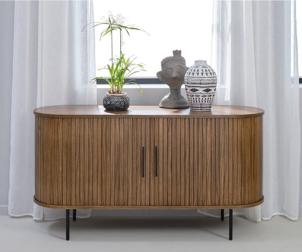 Кафяв нисък скрин от декор от дъб с плъзгащи се врати 140x76 cm Nola – Unique Furniture