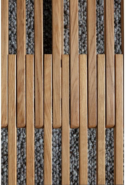 Масичка за кафе от масивен дъб в естествен цвят 60x70 cm Unai – MOME