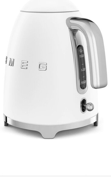 Електрическа кана в матово бял цвят 1,7 l 50's Retro Style – SMEG