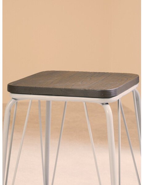 Сив/в тъмно естествен цвят стол от масивен бряст District – Premier Housewares