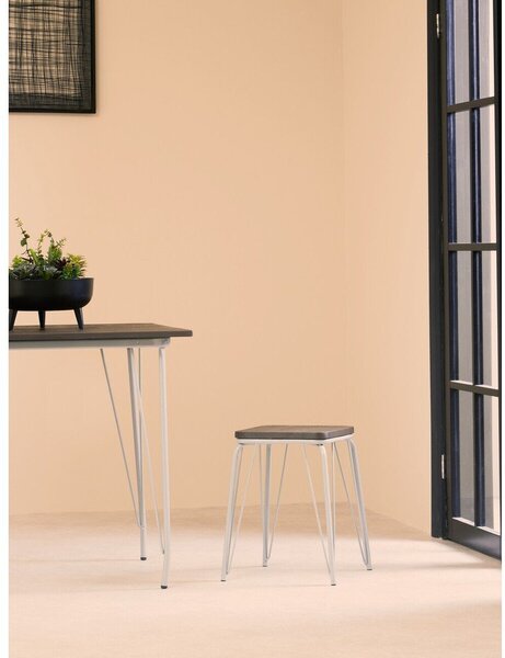 Сив/в тъмно естествен цвят стол от масивен бряст District – Premier Housewares