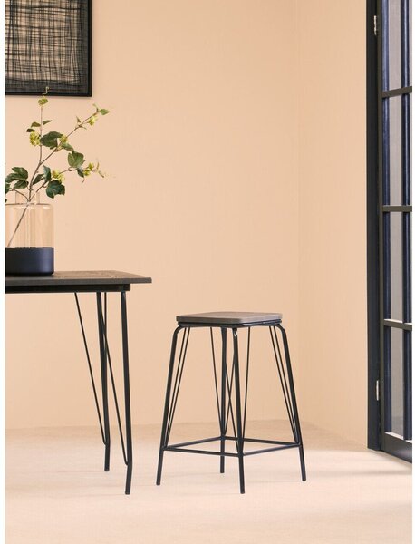 Черен/кафяв стол от масивен бряст District – Premier Housewares