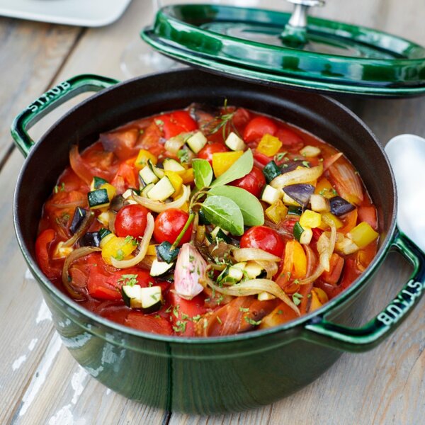 Чугунена тенджера Staub La Cocotte 40509-361-0, 6.7 л, 28 см, -20°C До 260°C, Емайл, Капак с капкова структура, Индукция, Зелен
