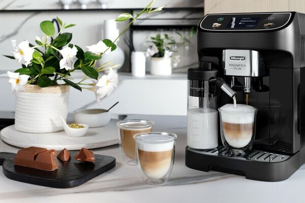Автоматична кафемашина DeLonghi Plus ECAM320.60B, 1450W, 15 бара, 1.9L