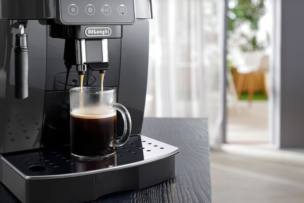Кафемашина DeLonghi ECAM220.22.GB, 1450W, 15 бара, черна