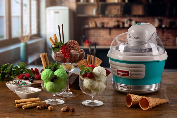 Машина за сладолед Ariete PARTY TIME, 12W, 1.5L, Azzuro