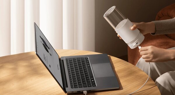 Преносим блендер Xiaomi Portable Blender, бял – BHR9226EU