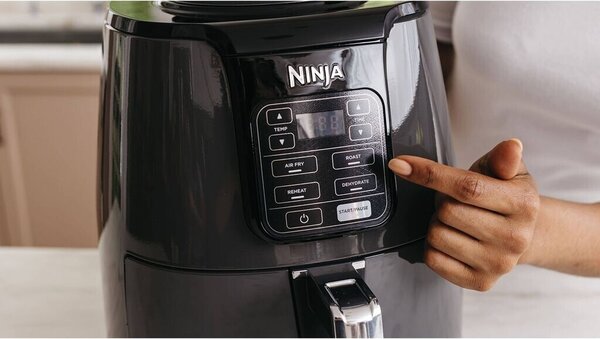 Фритюрник с горещ въздух Ninja AF100EU, 1550W, черен
