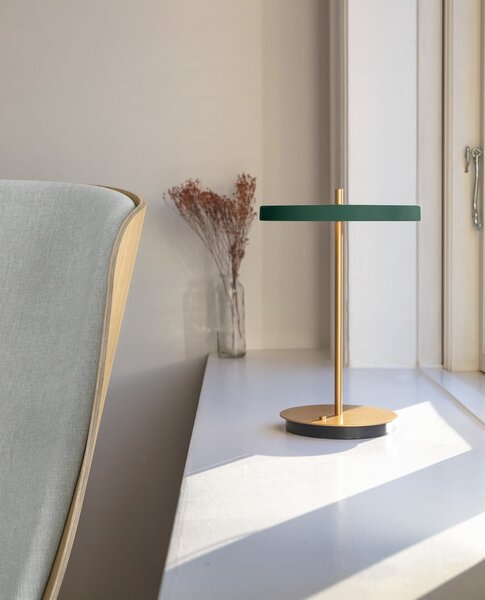Зелена LED затъмняваща се настолна лампа с метален абажур (височина 31 cm) Asteria Move – UMAGE