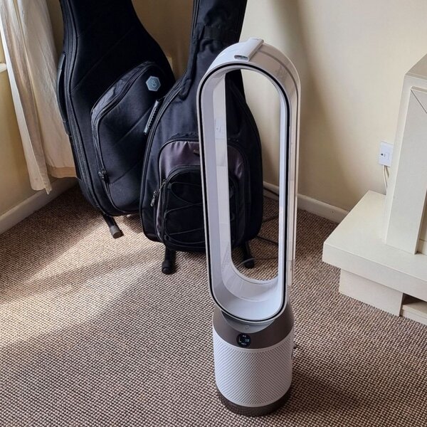 Пречиствател за въздух Dyson Purifier Cool PC1 544901-01, 50W, 30 м2, 287 l/s, 10 скорости, Air Multiplier™, Wi-Fi, Bluetooth, Осцилация, Бял/сребрист