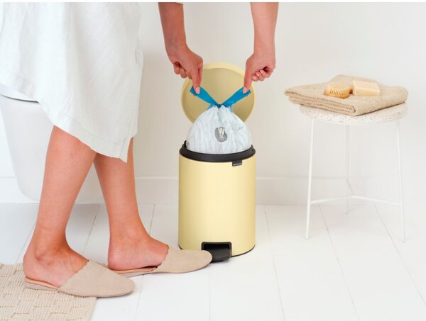 Кош за боклук с педал Brabantia NewIcon 1008840, 5 л, Леко затваряне, Противоплъзгаща основа, Жълт