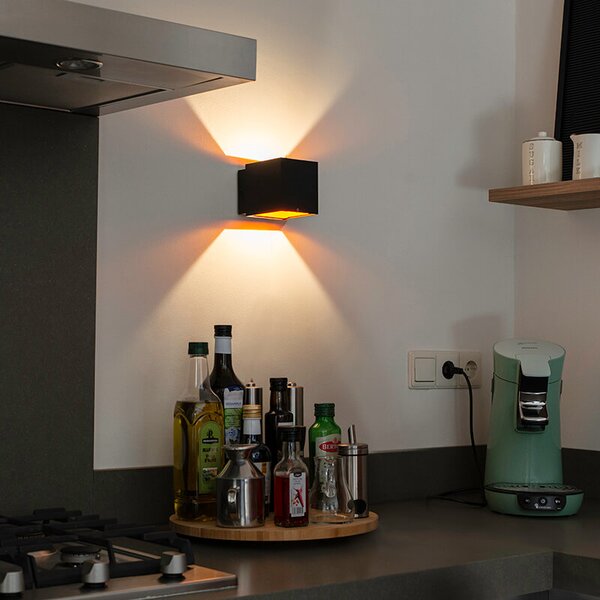 Дизайнерски стенен аплик черен/златист с LED - Caja