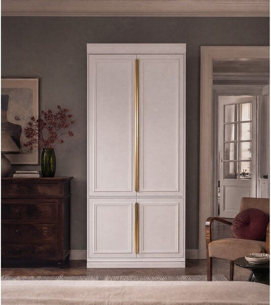 Светлосив гардероб от масивен бор 110x215x44 cm Organize – WOOOD