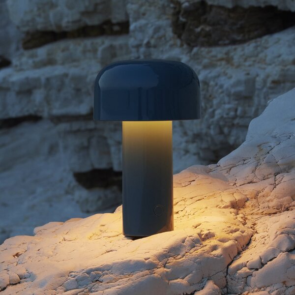 FLOS LED настолна лампа с акумулатор Bellhop, синя, 21 см, регулиране на, Затъмняване, Син, Дневна/трапезария, Пластмаса, Дизайн