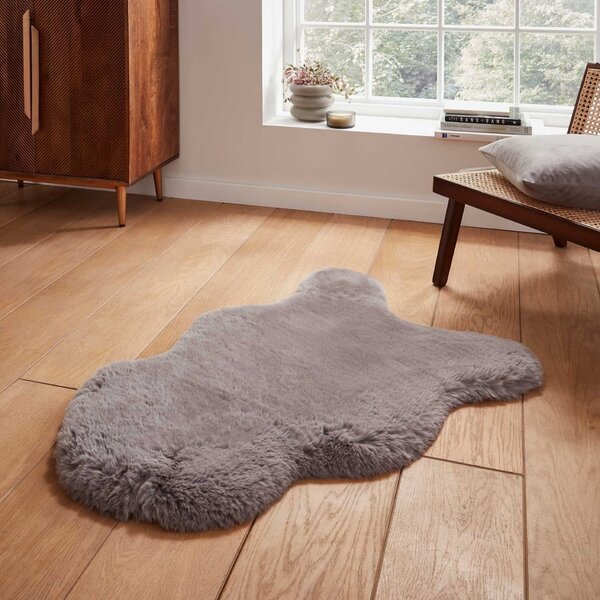 Сива синтетична кожа 60x90 cm Super Teddy – Think Rugs