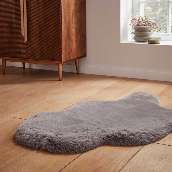 Сива синтетична кожа 60x90 cm Super Teddy – Think Rugs