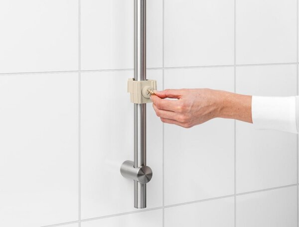 Органайзер за душ Brabantia ReNew 1006272, 7.5х13.3х24.4 см, Дъно с отвори за вода, Устойчивост на корозия, Бежов