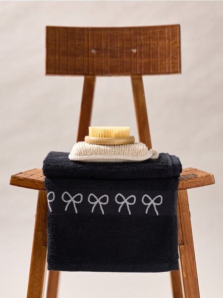 Sinsay - Кърпа с мотив панделки - черeн