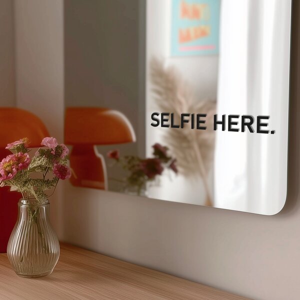 Стикер за огледало S22 – SELFIE HERE