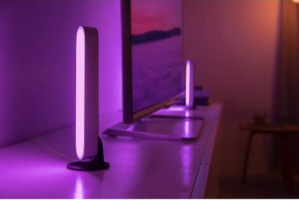 Philips Hue AMBIANCE LED 6W 230V RGB регулируема настолна лампа бяла
