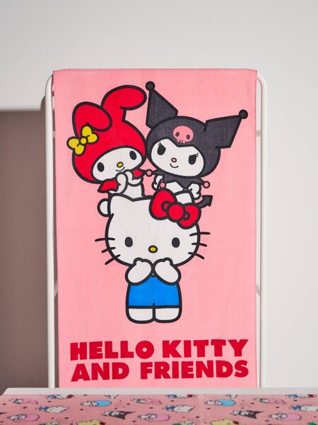 Sinsay - Памучна кърпа Hello Kitty and Friends - пастелнорозово