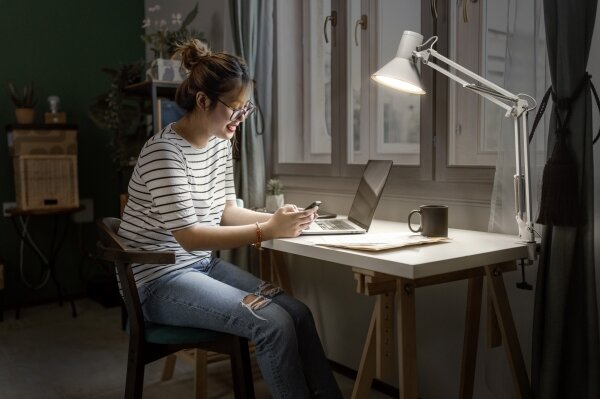 Osram - Димируема настолна лампа с щипка OFFICE LINE LED/9W/230V/3000K бяла