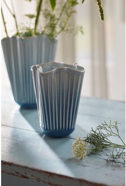 Светлосиня керамична ваза (височина 20,5 cm) Hammershøi – Kähler Design