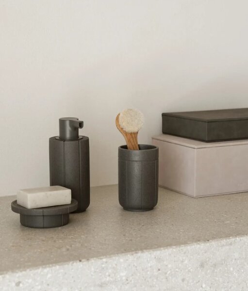 BLOMUS Кутия за бижута “SAHLA“, размер M - цвят сив (Pewter)