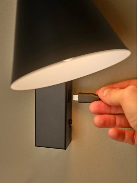 Nordlux - Стенна лампа с USB WILMER 1xE14/40W/230V черна