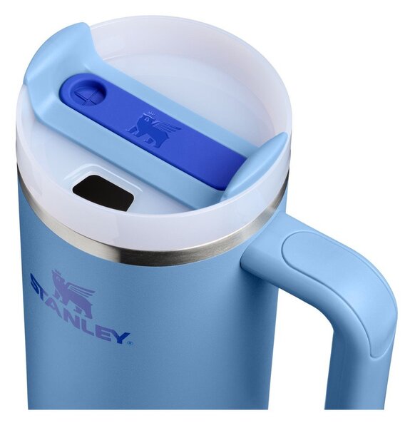 Син термос със сламка от неръждаема стомана 890 ml Quencher H2.O FlowState™ Tumbler Blue Sky – Stanley