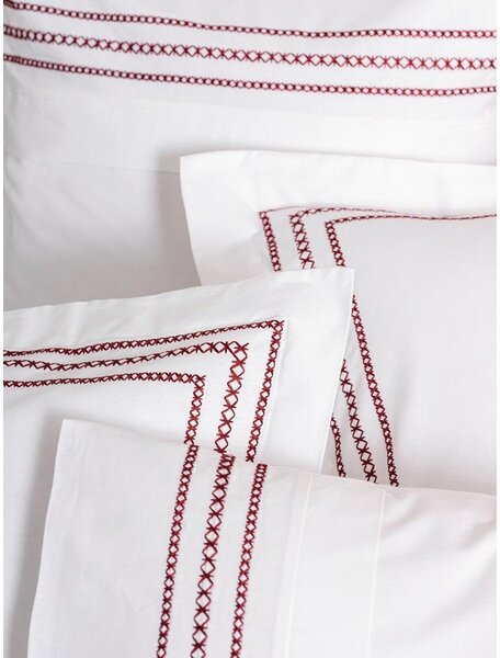 Бяло единично спално бельо от памук Renforcé 140x200 cm Red Heritage Lines – Mila Home Luxury