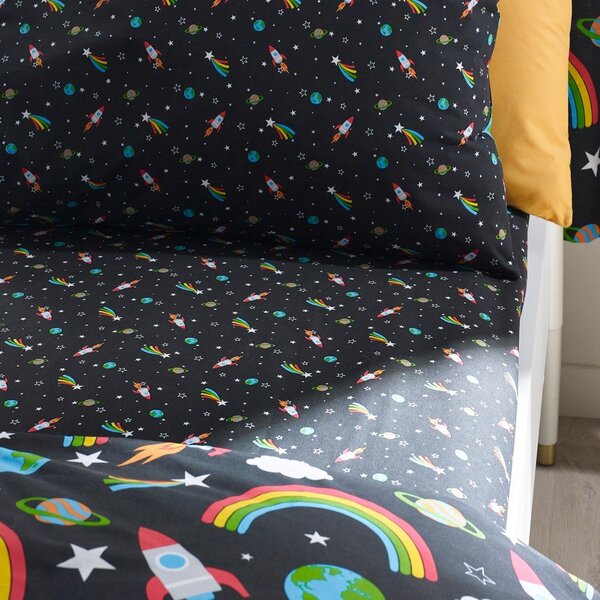 Черен еластичен единичен детски чаршаф 90x190 cm Rainbow Rockets – Catherine Lansfield