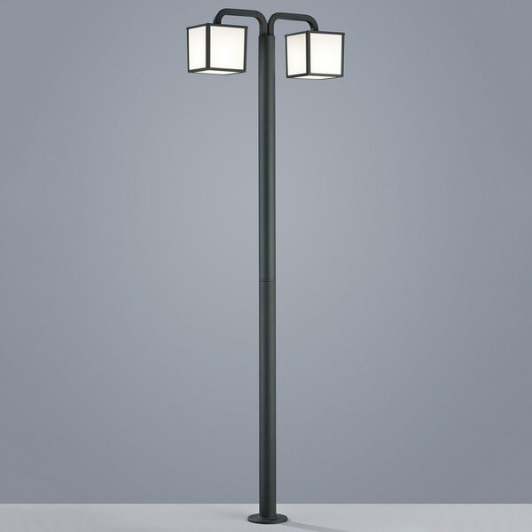 Trio Lighting LED стълбова лампа Cubango с два кубични абажура, Черен, Метал, Модерен