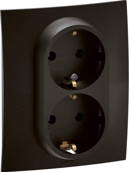 Legrand Контакт шуко ДВОЕН 16A моноблок цвят Черен Niloe New NP3131BK