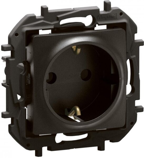 Legrand Контакт ШУКО 16A цвят Черен Niloe New NP3121BK