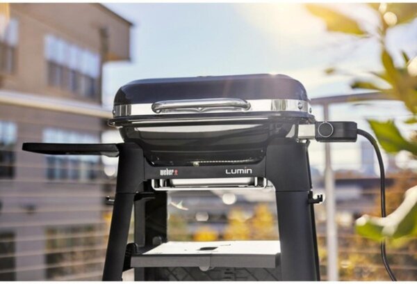 Електрическо барбекю Weber Lumin Compact WB91010979DL, 2200W, 315C MAX, Емайлирани с порцелан чугунени скари, Черен