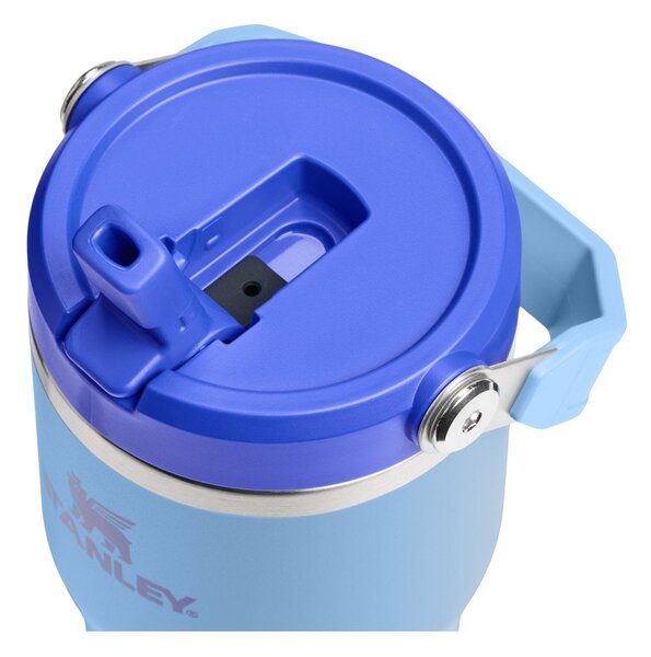Син термос от неръждаема стомана 600 ml IceFlow™ Flip Straw 2.0 Tumbler Blue Sky – Stanley