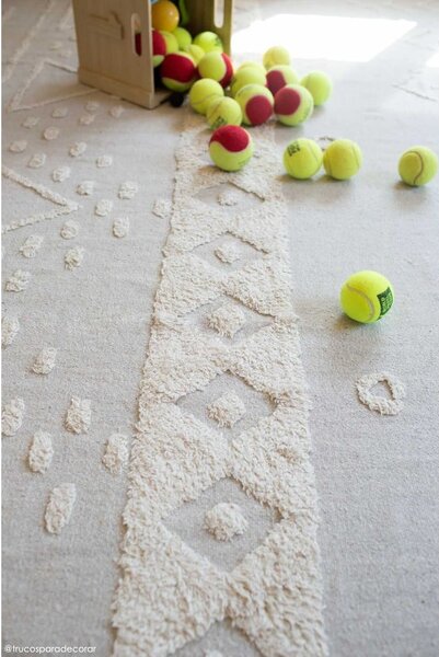 Бял ръчно изработен памучен килим подходящ за пране 170x240 cm Tribu Natural – Lorena Canals