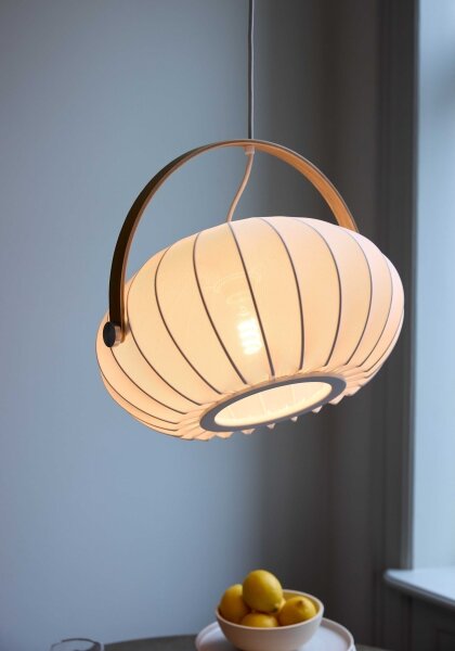 Halo Design 746347 - Висяща лампа на кабел DC 1xE27/40W/230V Ø 40 см бяла/дъб